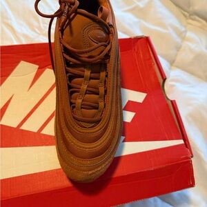 Nike Men's Rust Brown Sneakers